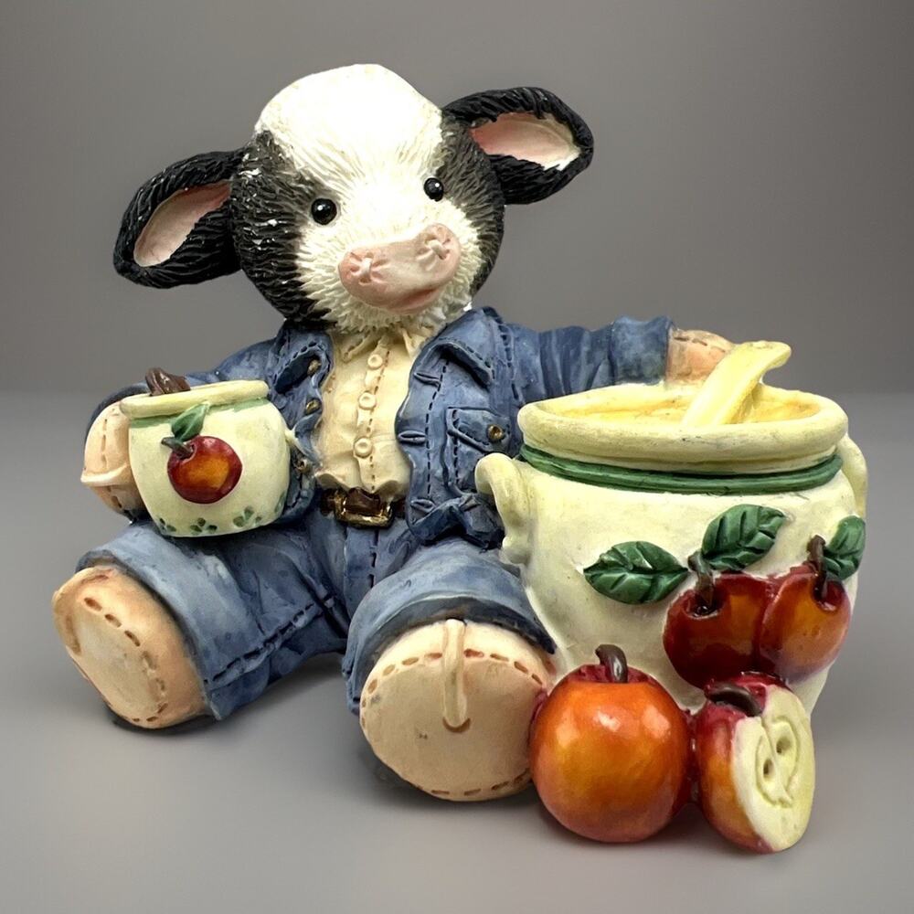 Mary's Moo Moos Enesco 1995 "Sweet Warm And Wonderful" Cow Figurine #57MM945